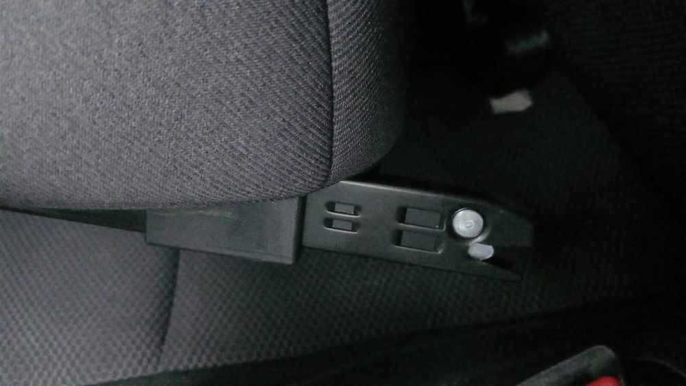Vand scaun auto isofix pentru copil