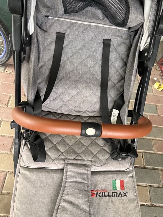 срочно продам коляску