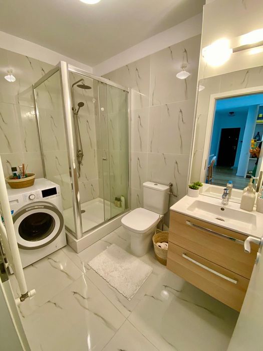 Inchiriez apartament, 53mp, cu loc de parcare, Buna Ziua