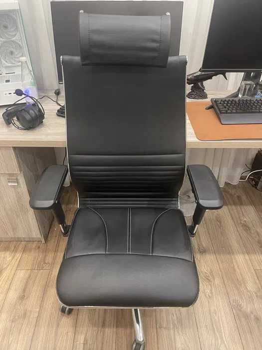 Компьютерное кресло Метта Samurai, черный