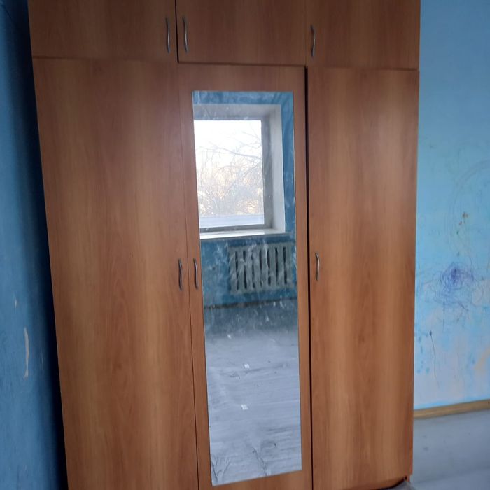шифоньер в хорошем состоянии