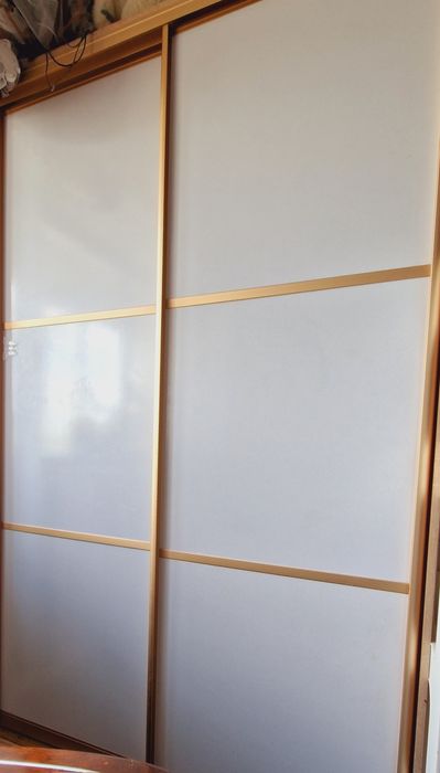 Продам срочно шкаф купе