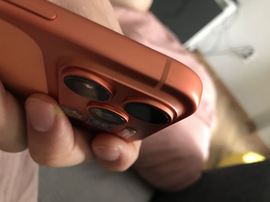 Продам iPhone 17 Pro Max на гарантии!