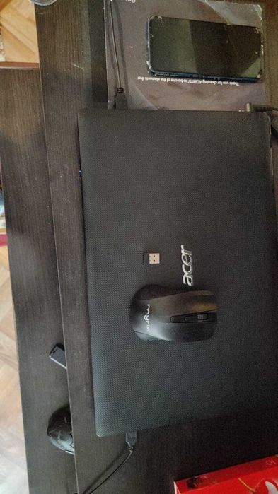 Laptop Acer Aspire i5 5750 DDR 3 ,8 GB RAM
