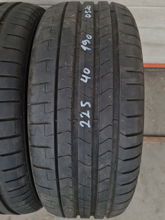 Летни гуми 2 броя PIRELLI Pzero 225 40 R19 дот 0520
