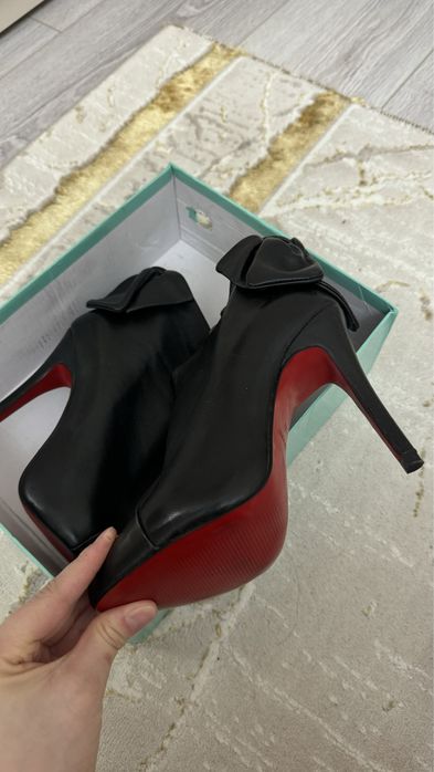 Одежды все по 2000тг