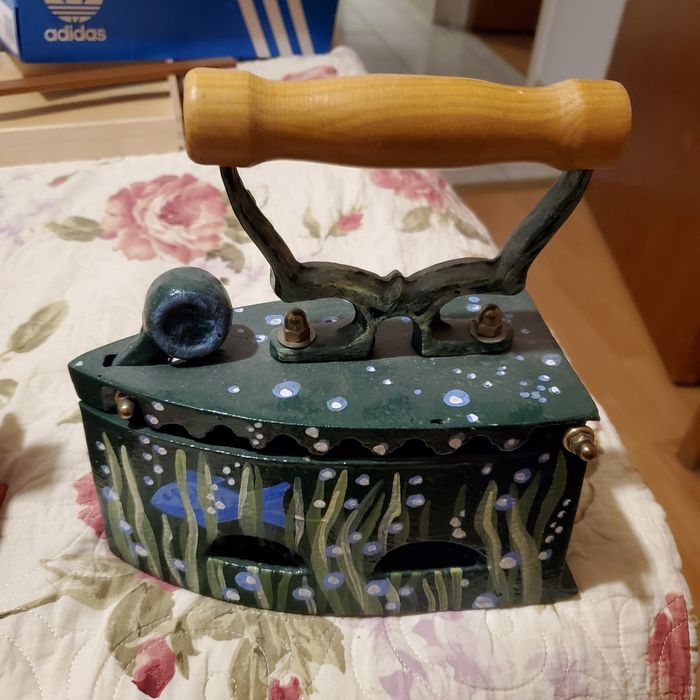 Fier de calcat cu jar,hand mare,unicat,stilizat