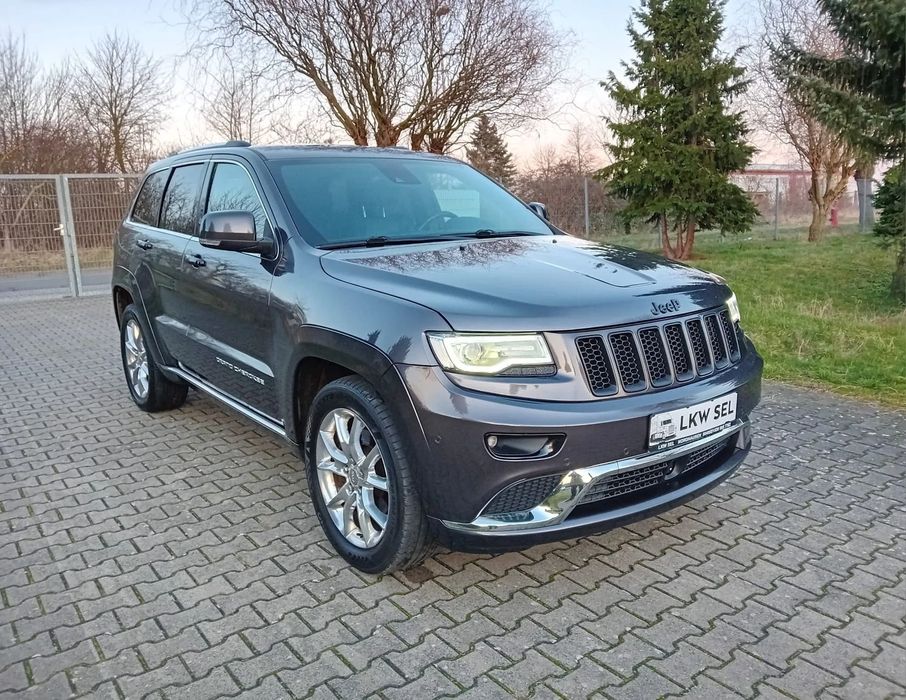 Jeep Grand Cherokee 2 proprietari, documente de Germania, recent adus, factura externa.