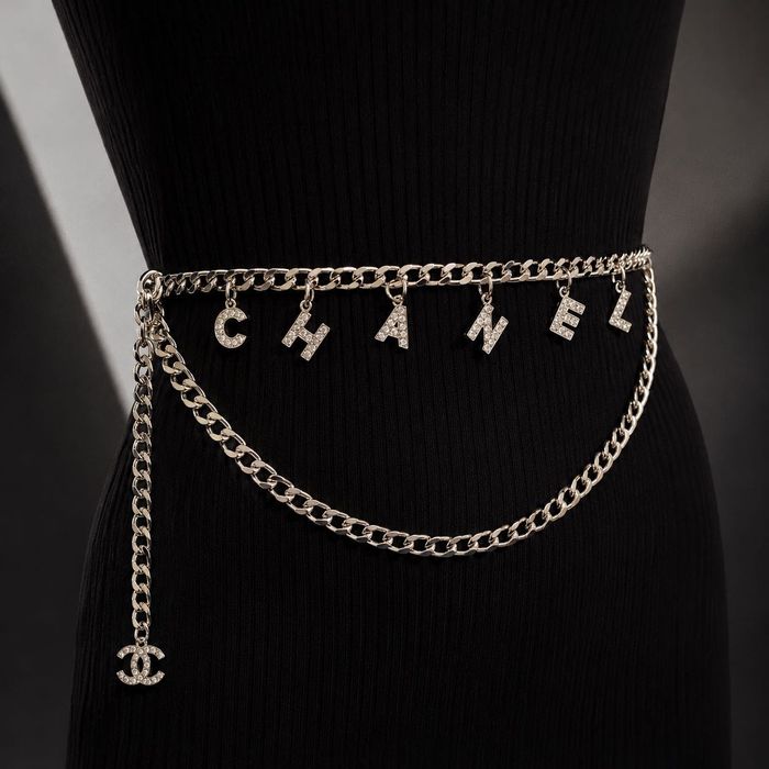 CHANEL *к*о*л*а*н