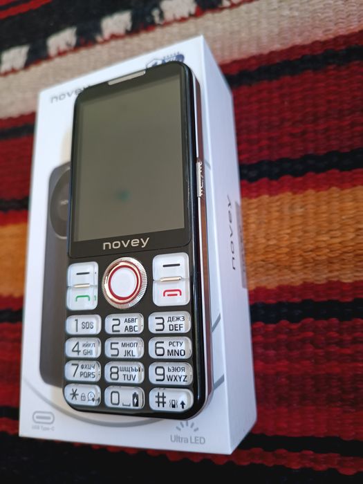 Novey P100 tugmali telefoni sotiladi!