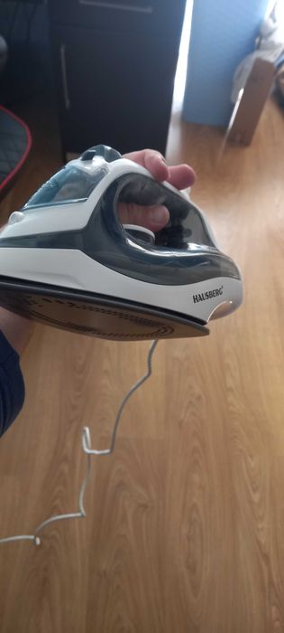 Ютия Hausberg , 2000W