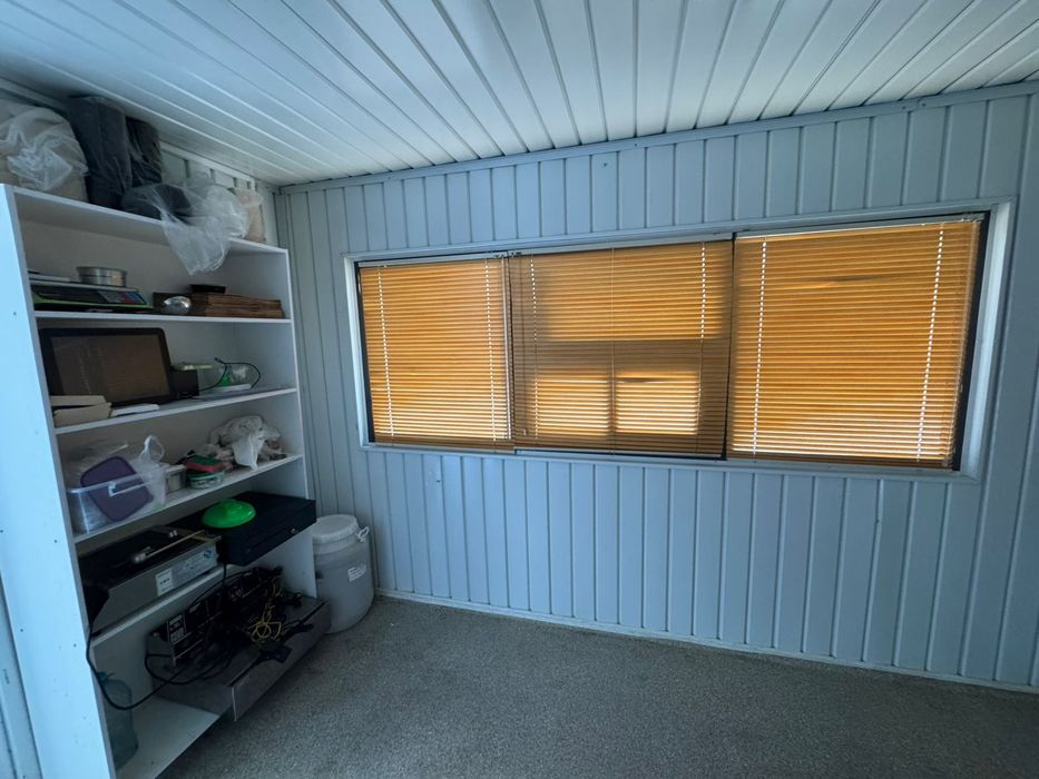 Срочно продам киоск, бутик, торг