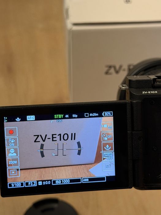 Sony ZV-E10 Mark II +  Obiectiv Sigma 18–50mm f/2.8 | Ca nouă