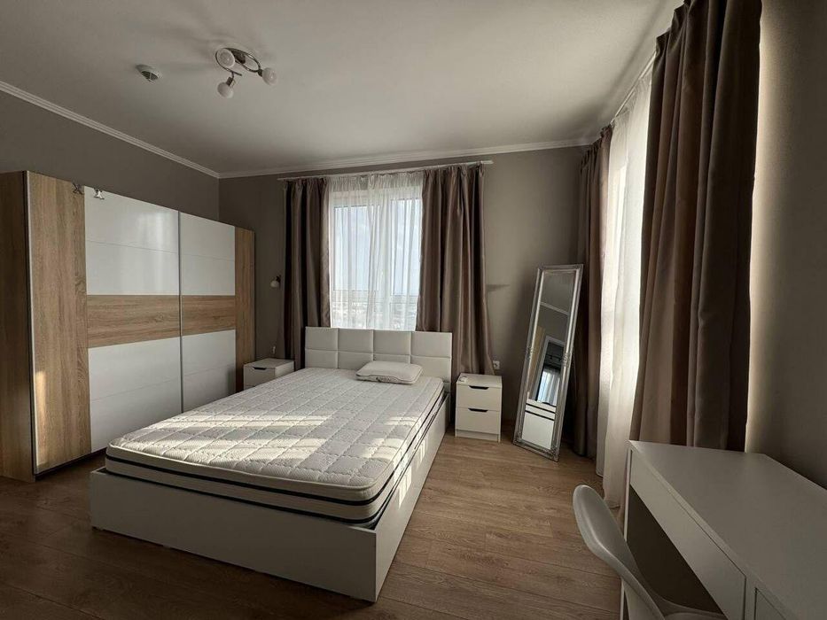 Дава се под наем Тристаен апартамент в Бургас, Славейков - 134 кв.м за 1530 € - Снимка #3