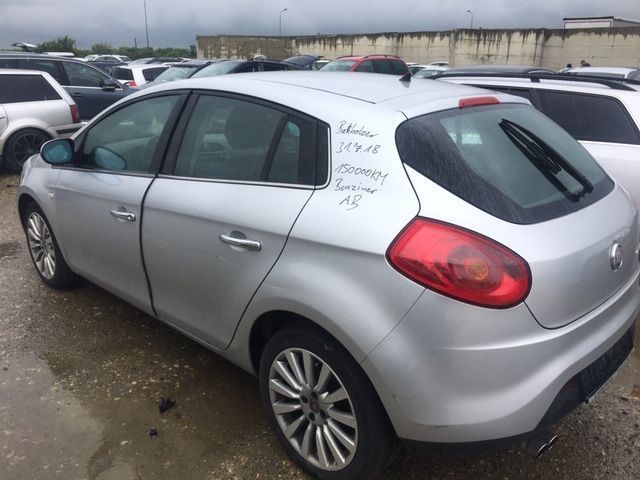 Dezmembrez Fiat Bravo 1.4 benzina 2008
