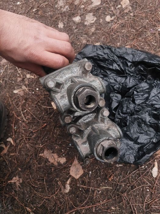 Тормозной цилиндр на ЗИЛ