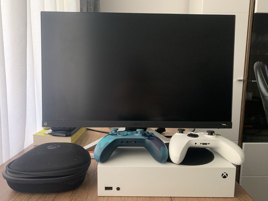 Xbox Series S 512GB + Monitor LED Gaming BenQ 165hz