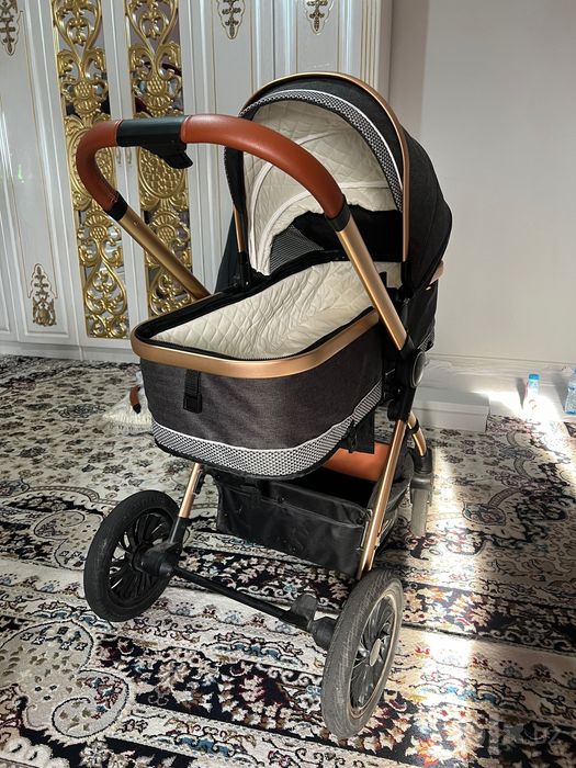 Продам коляску состояние отличное