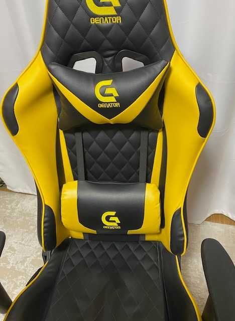 De Crăciun, la jumătate de preț - Scaun gaming Genator