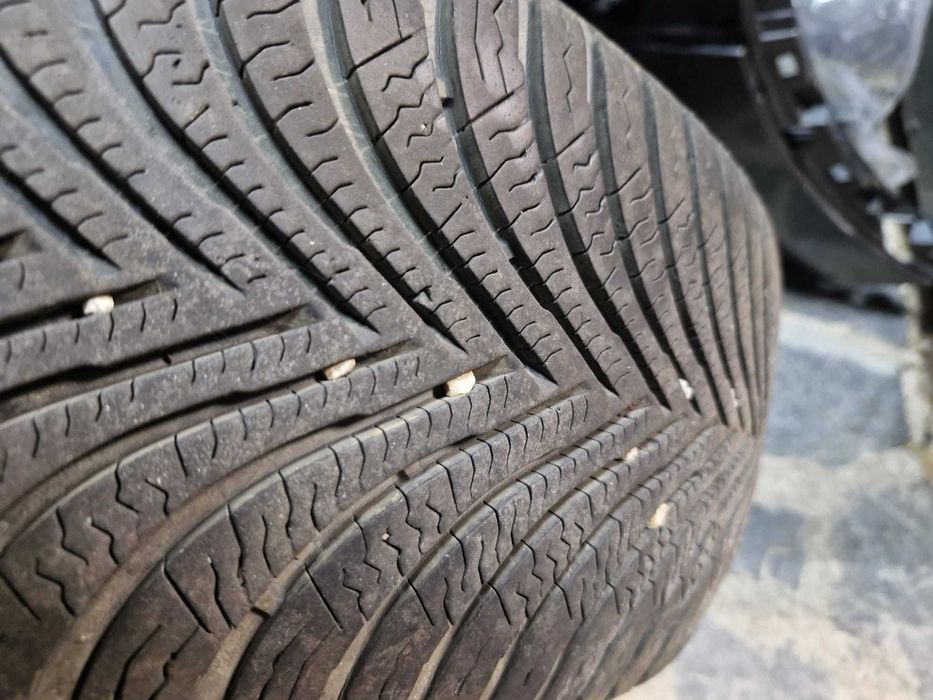 jante 17 cu cauciucuri 215 65 r17 iarna + cauciucuri 235 55 r17 vara