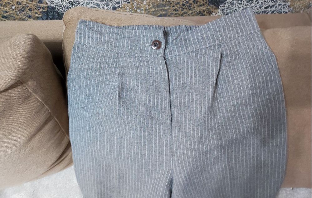 Продам женский брючный костюм.Состояние отличное Размер 46