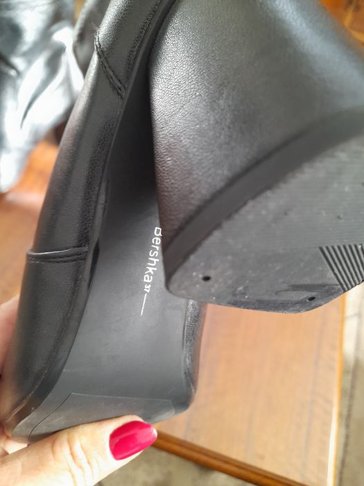 Cizma cu toc foarte comode