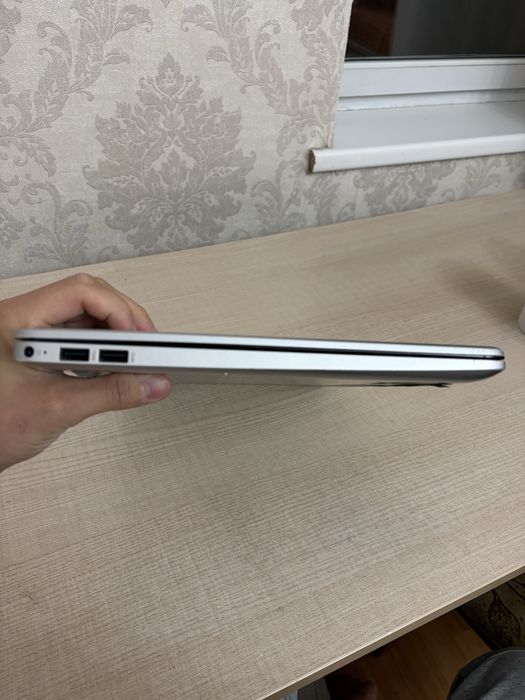 Ноутбук HP Laptop-15s