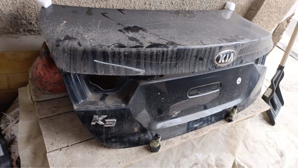 Ковшка багажа на кия к3 серато