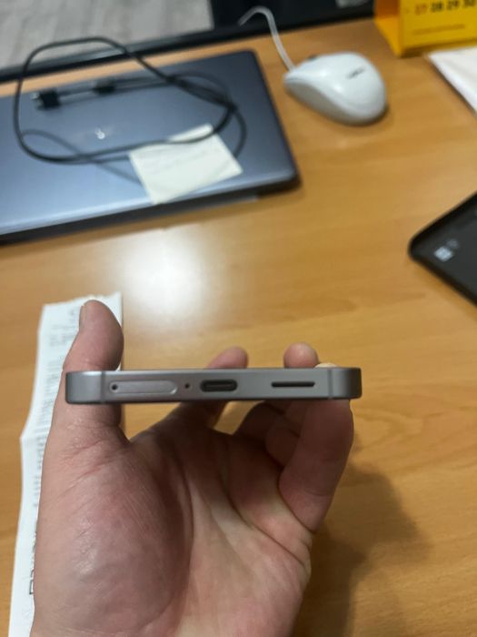 Samsung S 25. Samsung