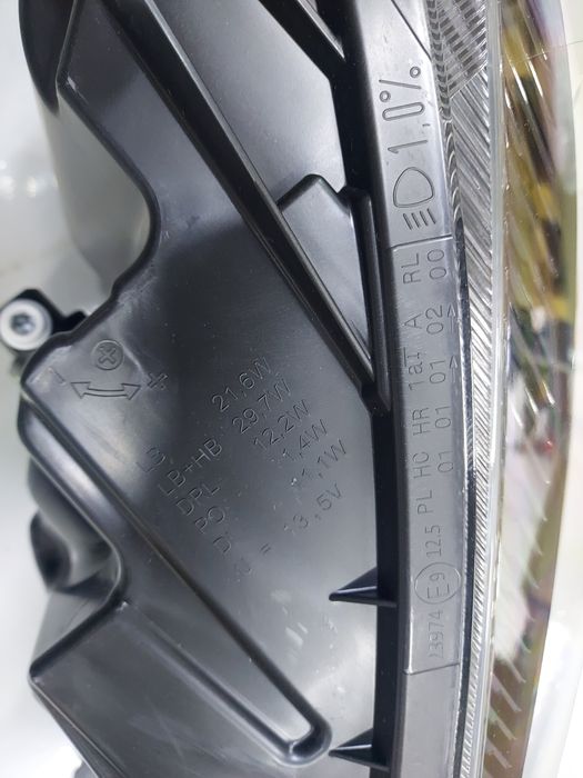 Фара левая Веста FL