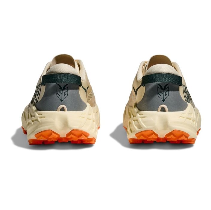Hoka Speedgoat 7