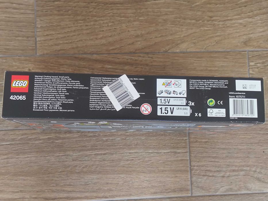 Lego Technic RC Tracked Racer - 42065 - Нов, неразпечатан