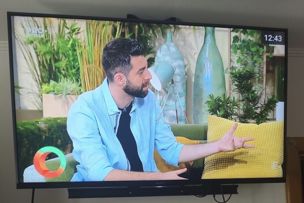 Tv Smart SAMSUNG nou la cutie 82 cm nu l am folosit