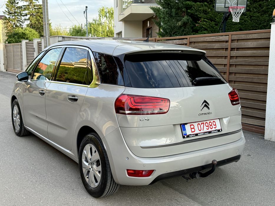 Citroen C4 Picasso Exclusive 1.2 Benzina 130CP 140.000KM Cutie EA7 An Fabricatie 2017 Facelift