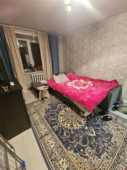 Продам 1,5 комнатную квартиру