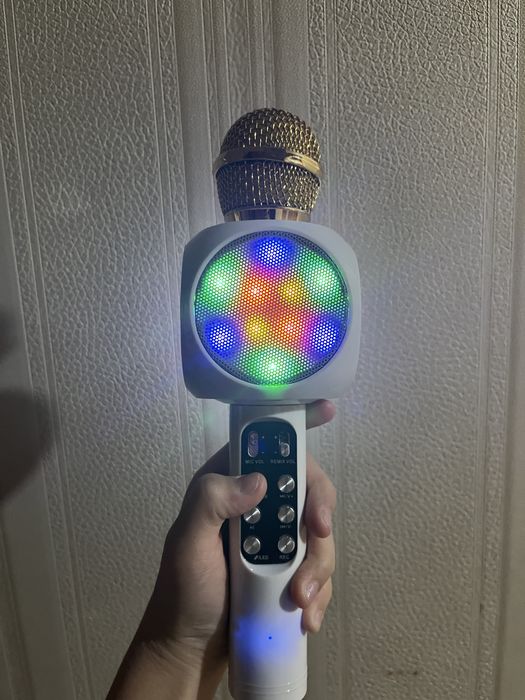 Продам микрофон колонку 2в1