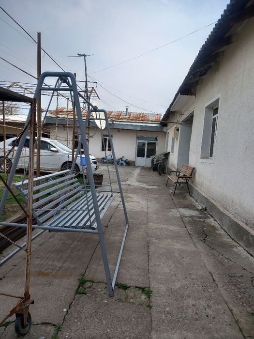 Ховли уй сотилади