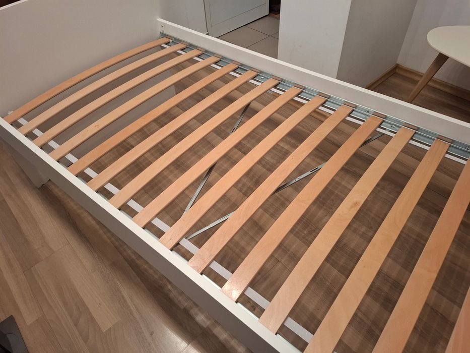 Pat 90x200 cm cu saltea si 2 cutii depozitare Ikea