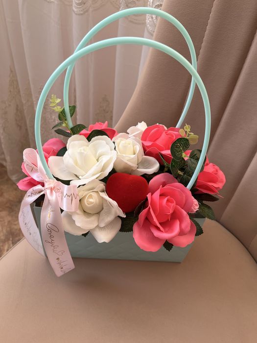 Цветы из мыльных роз!