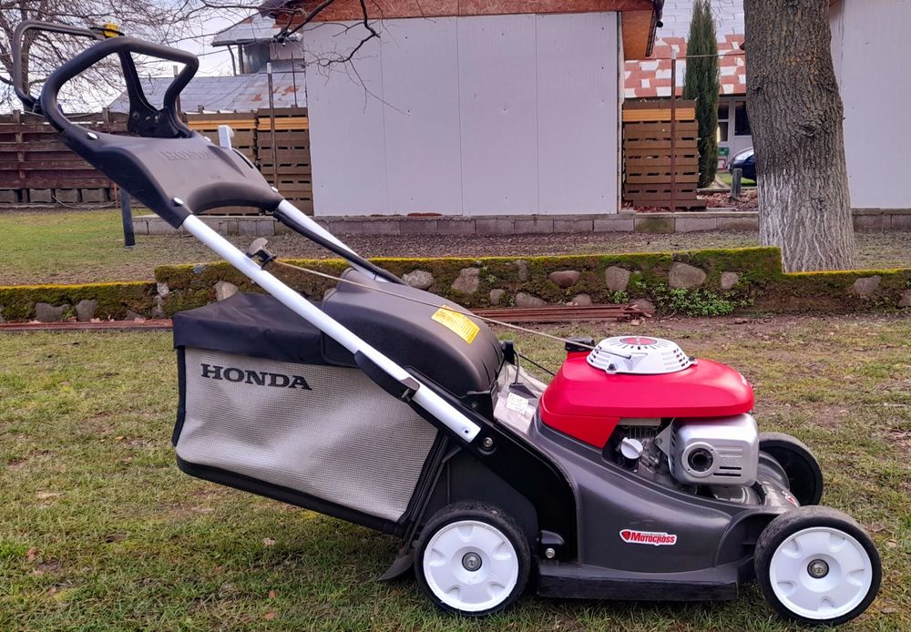Masina tuns iarba Semi-profesională Honda HRX 426 43CM 4HP 4TIMPI