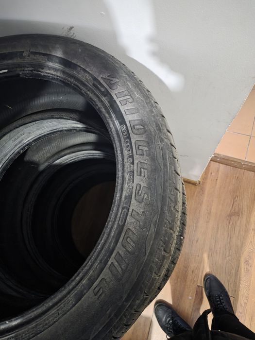 Шины Bridgestone 265/50/20 106V