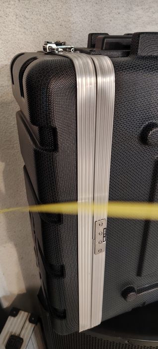 Rack case proiel NOU