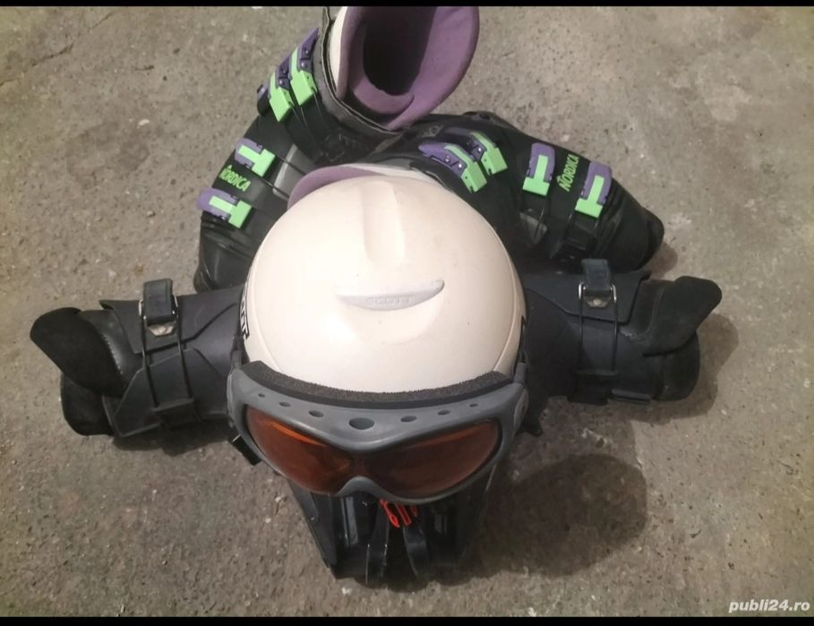 Vând echipament ski