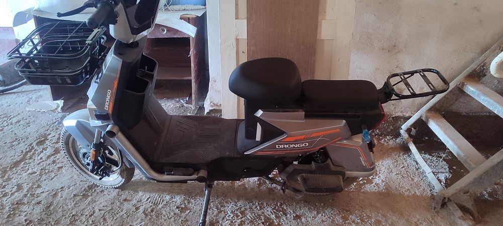 Skuter sotiladi Drongo