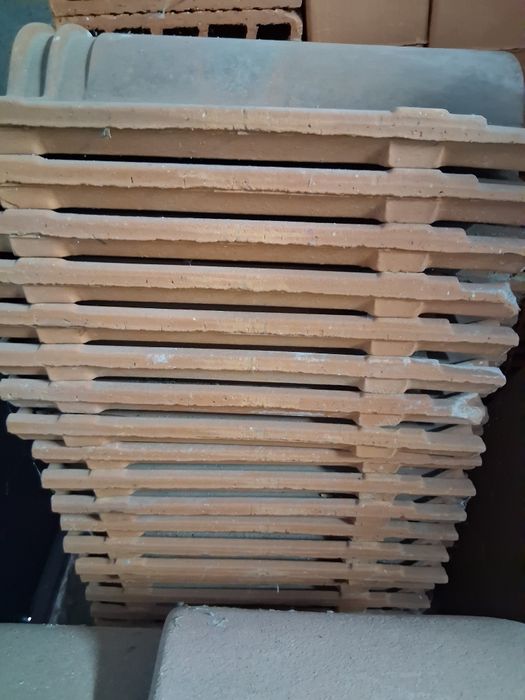 киремиди марица и капаци цена 0.60.цента на брой