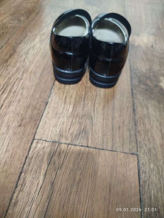 Школьные туфли для девочки