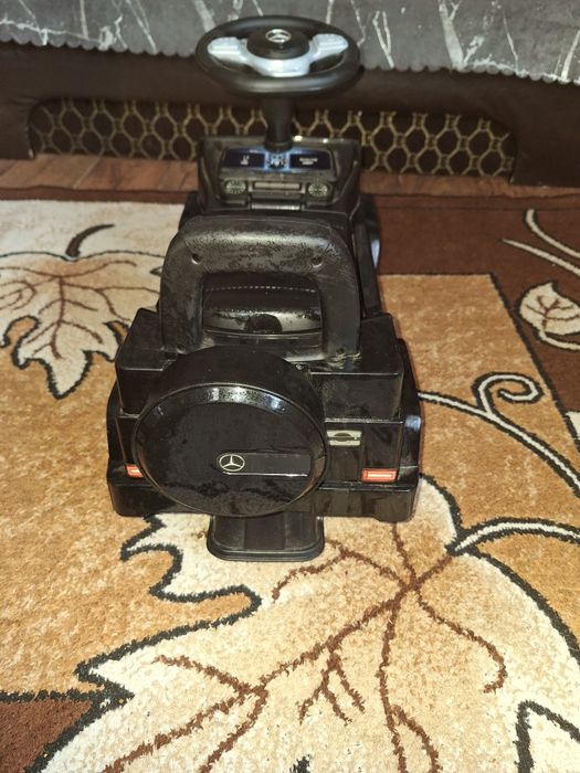 Детска кола за сядане