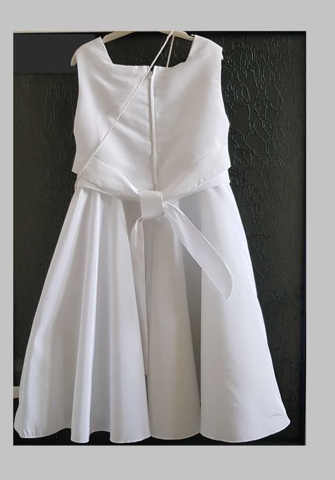 Детска бяла рокля  размер 6 години