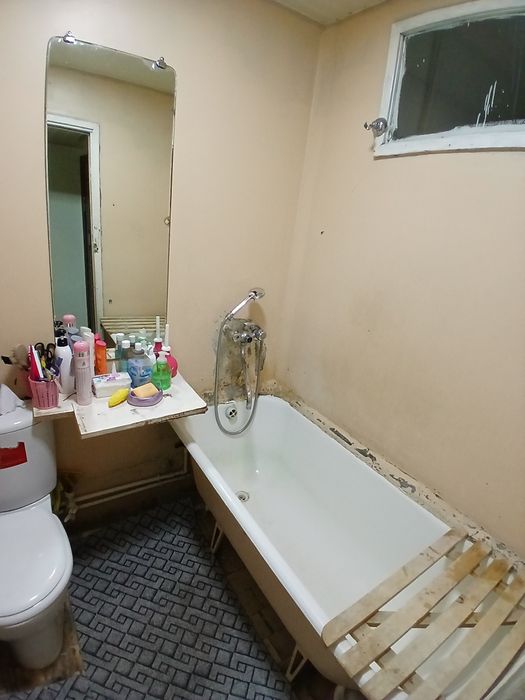 1 xona 2 xona qilingan uy sotiladi narxi 44000