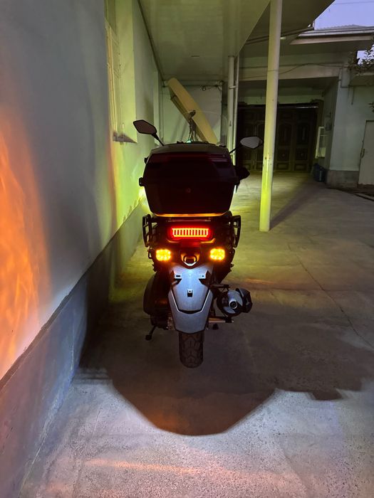 Skuter tank sotiladi